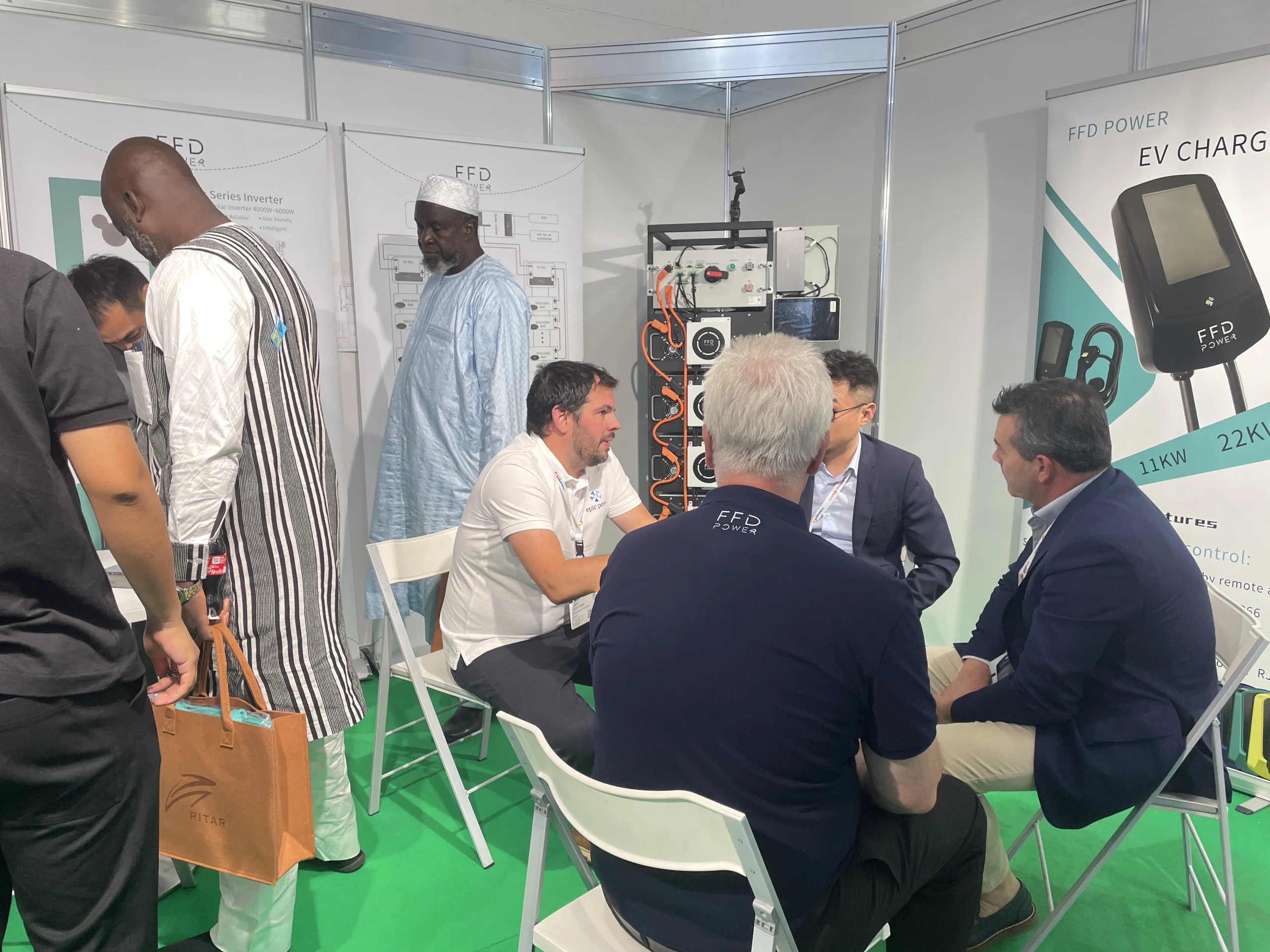 2CB6F2AF-04BD-4239-9A7D-370000350143