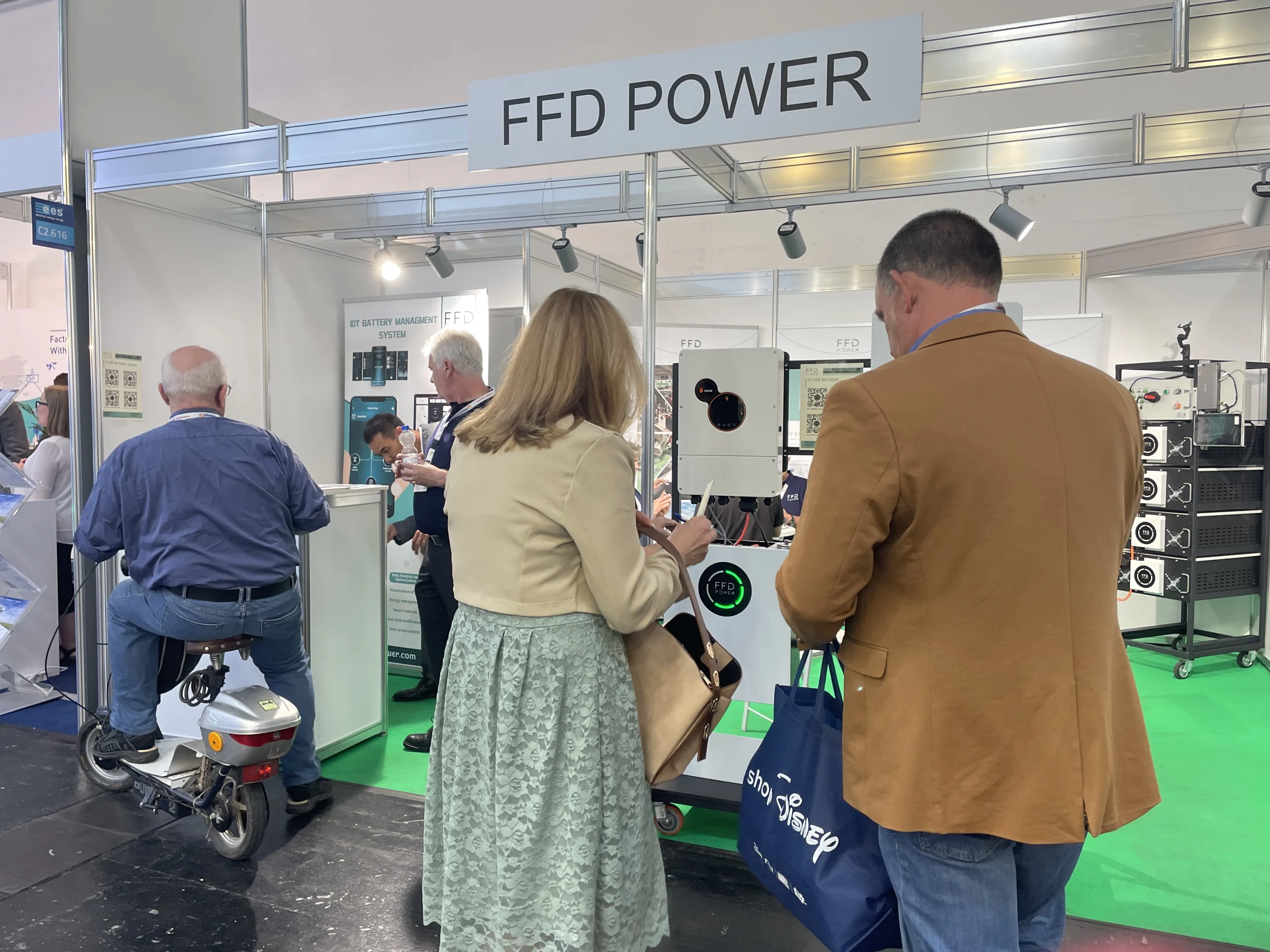 D168CE1A-4D3C-4329-9058-6D91B557C8D4